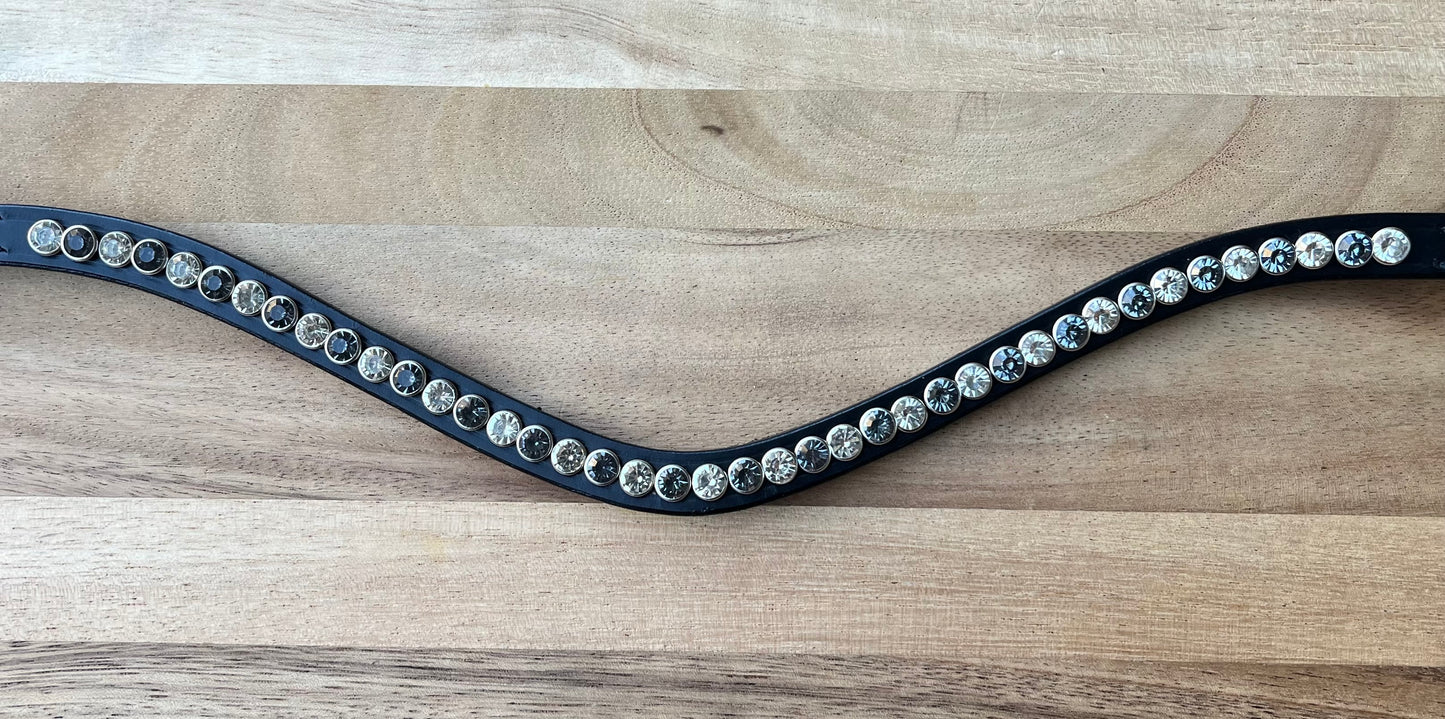 Frontriem enkele rij stenen